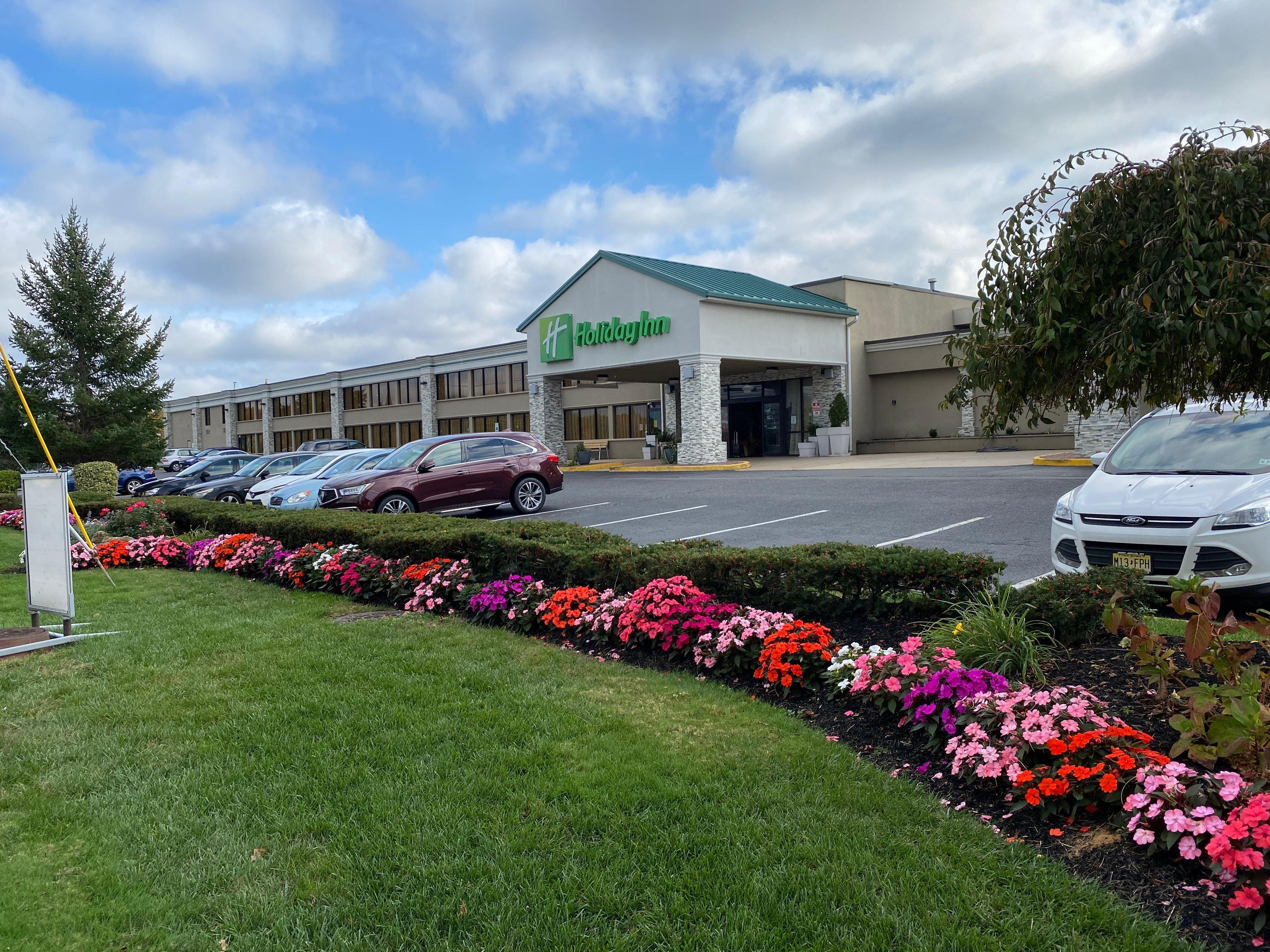 Holiday Inn Hazlet By Ihg Ngoại thất bức ảnh