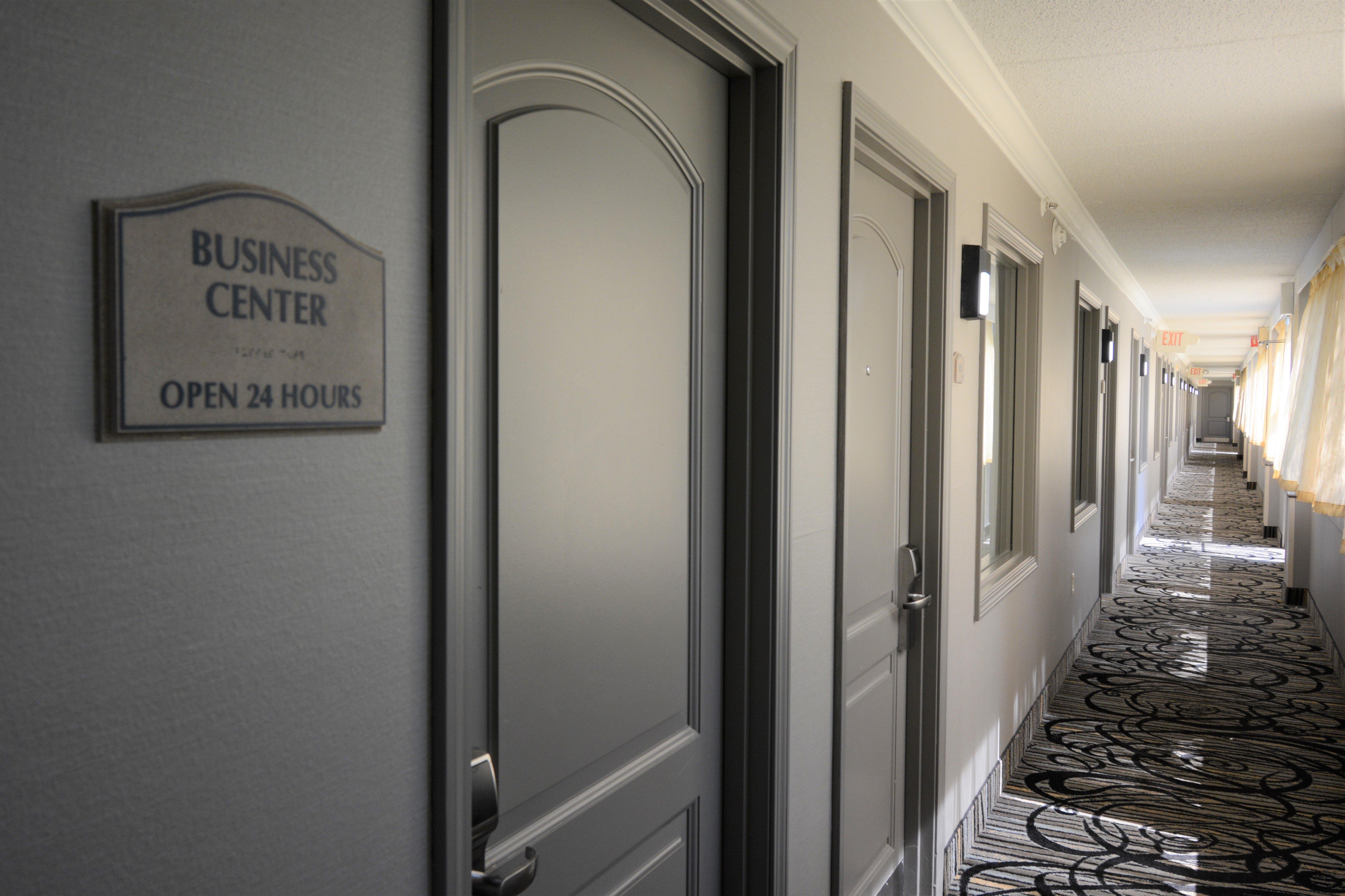 Holiday Inn Hazlet By Ihg Ngoại thất bức ảnh