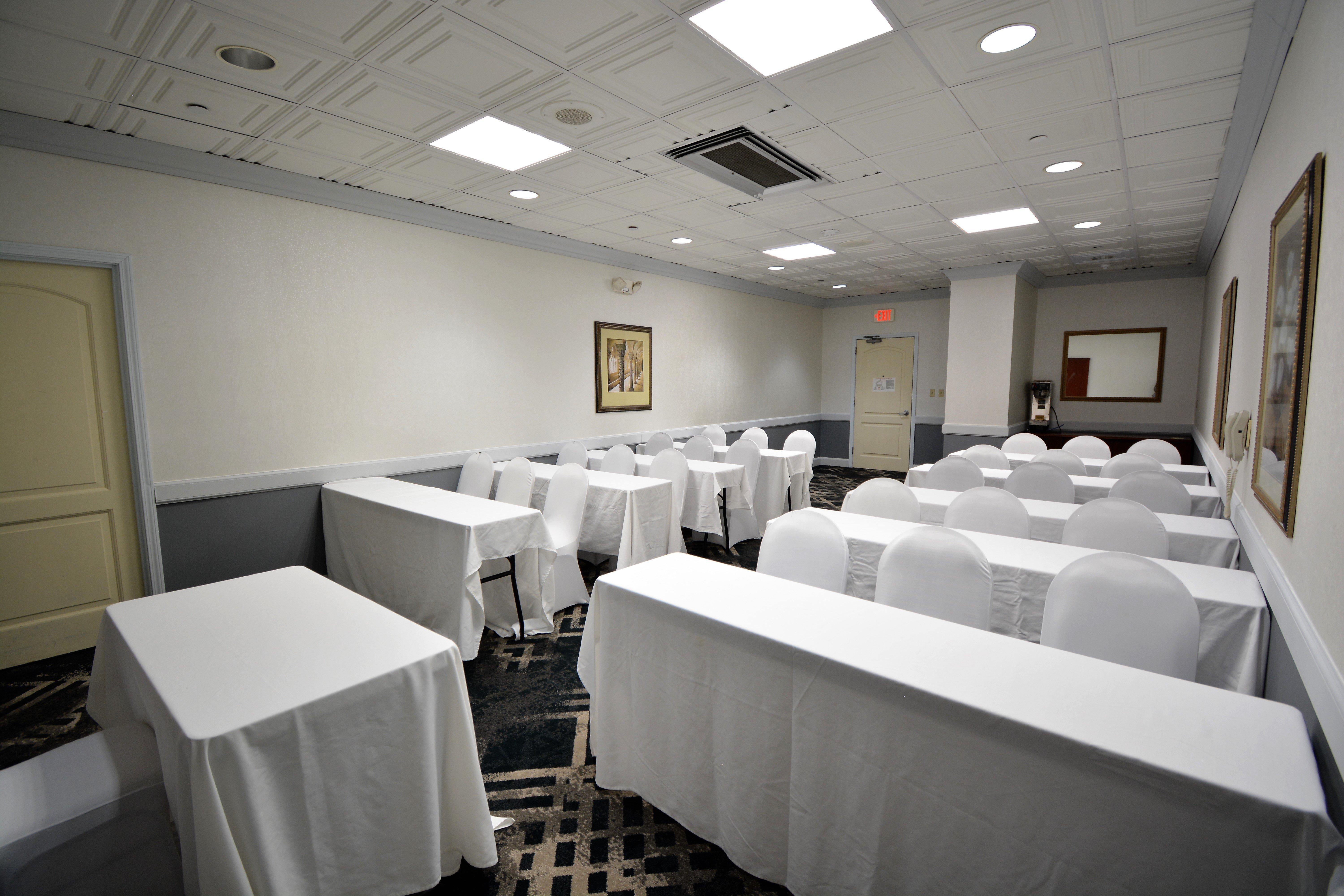 Holiday Inn Hazlet By Ihg Ngoại thất bức ảnh